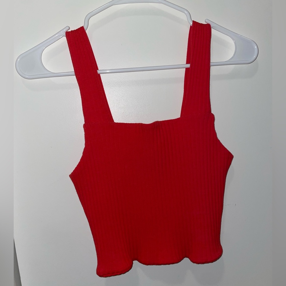 ❤️ American Eagle Ruby Red Ribbed Cropped Tank